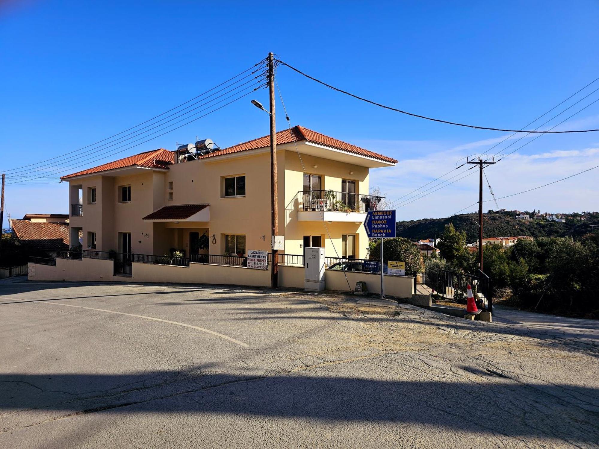Lazaros Pissouri Apartments Exteriör bild