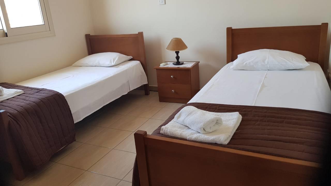 Lazaros Pissouri Apartments Exteriör bild